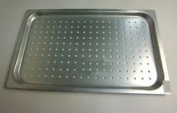 Противень Paderno 182F-1/1(ALMA182F20) из алюминия перфорированный 53х32,5см – купить в RuOborudovanie.ru с доставкой до двери Купить противень paderno 182f-1/1(alma182f20) из алюминия перфорированный 53х32,5см – цена от завода, доставка до двери | RuOborudovanie.ru